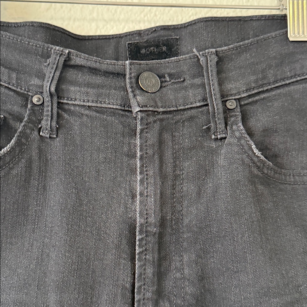 Mother Women’s Black Insider Crop Step Fray Not Guilty Distressed hem 26 - Picture 6 of 15
